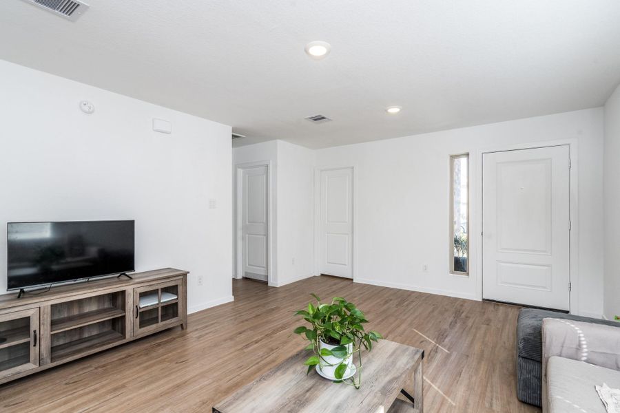 Furnished interior view inside a new home in Tavola: Cottage Collection, New Caney (Image 13). Furnished interior view inside a new home in Tavola: Cottage Collection, New Caney (Image 13).