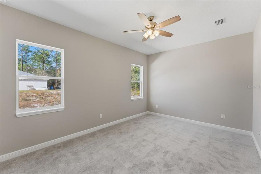 Spacious, unfurnished interior of a new home in , Citrus Springs (Image 51).
