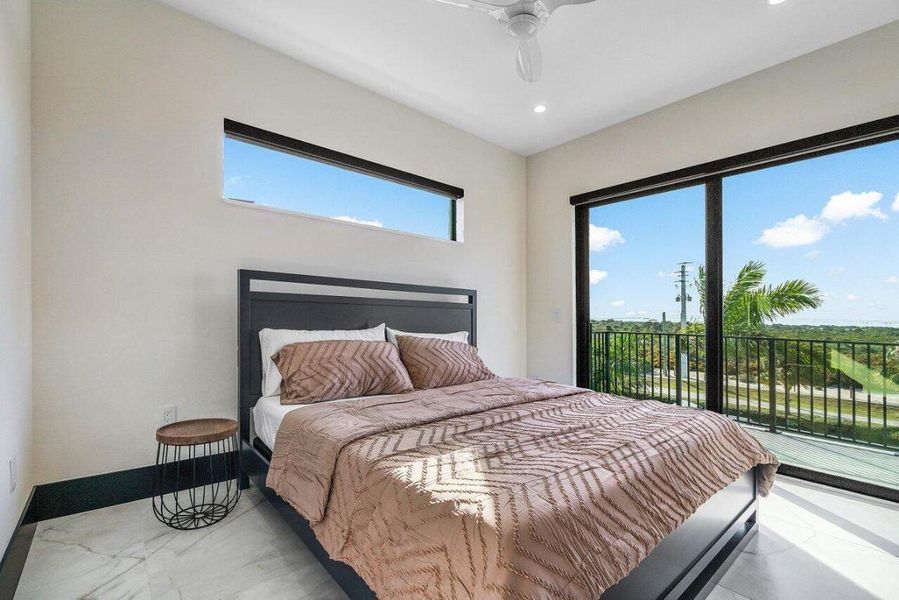 025-13480USHighway1-JunoBeach-FL-33408-S