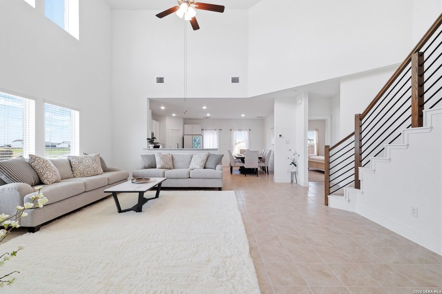 Furnished interior view inside a new home in , Seguin (Image 15).