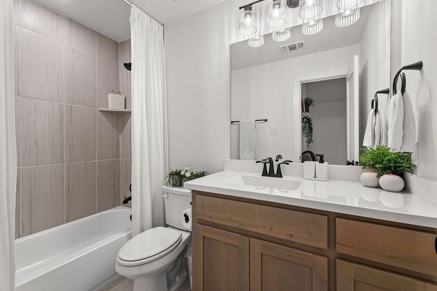 Furnished interior view inside a new home in Mustang Lakes: 86ft. lots, Celina (Image 22). Furnished interior view inside a new home in Mustang Lakes: 86ft. lots, Celina (Image 22).