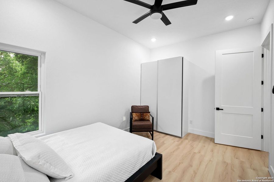 Furnished interior view inside a new home in , San Antonio (Image 19).