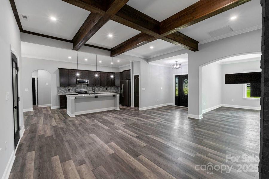 Image 25 of a home in .