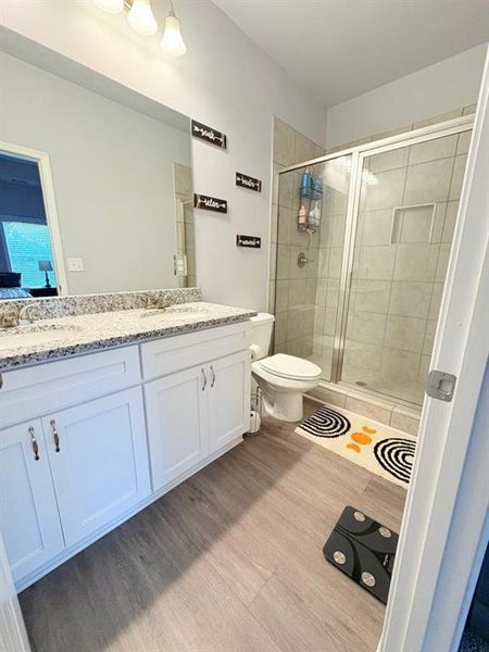 Furnished interior view inside a new home in , Clarkesville (Image 10).