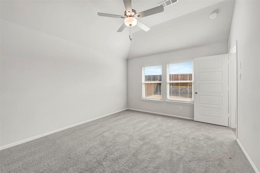 Spacious, unfurnished interior of a new home in Elevon, Lavon (Image 21).