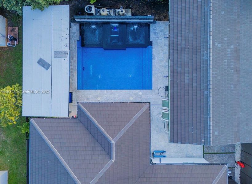 Exterior details and patio area of a home in , Miami (Image 6).