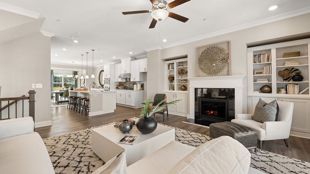 5110 Bentley Family 4of5 F2 Base1