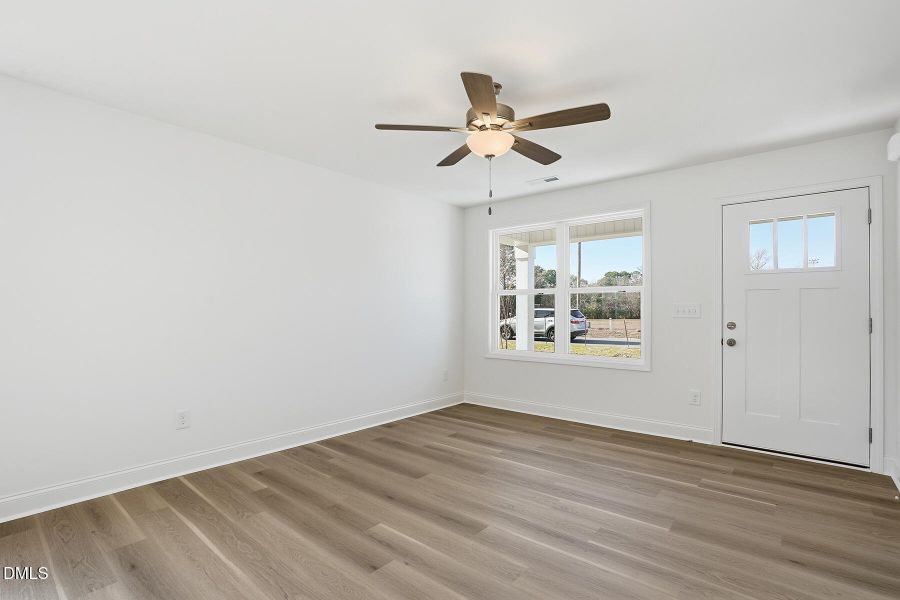 218 Rae St-19 218 Rae St-19