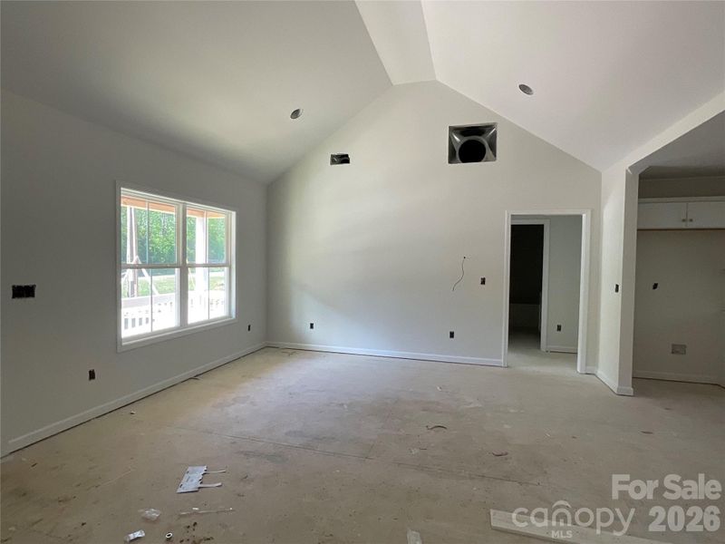 Great Room w/Vaulted Ceiling
