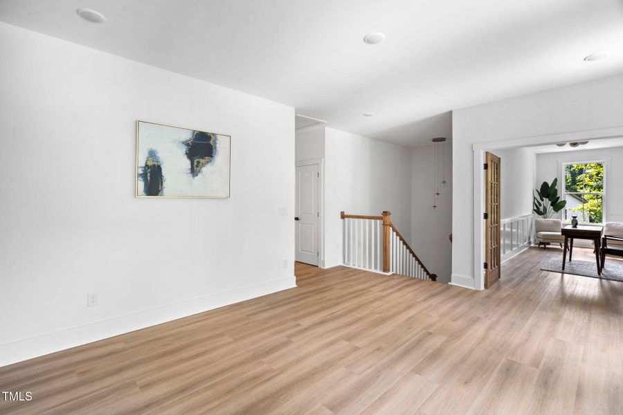 21-web-or-mls-712 Oaks Lane Rd-21