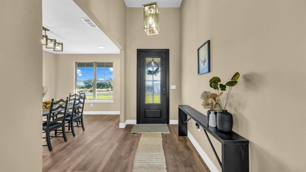 Furnished interior view inside a new home in Saddle Crest Estates, Weatherford (Image 27). Furnished interior view inside a new home in Saddle Crest Estates, Weatherford (Image 27).