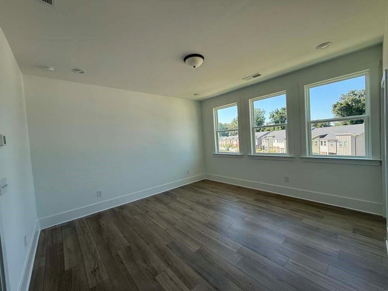 Spacious, unfurnished interior of a new home in Park Vue, Atlanta (Image 37). Spacious, unfurnished interior of a new home in Park Vue, Atlanta (Image 37).