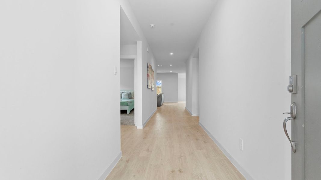 Spacious, unfurnished interior of a new home in Tamarron, Fulshear (Image 19). Spacious, unfurnished interior of a new home in Tamarron, Fulshear (Image 19).