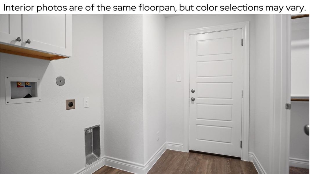 Furnished interior view inside a new home in Grand Oaks Reserve, Cleveland (Image 15). Furnished interior view inside a new home in Grand Oaks Reserve, Cleveland (Image 15).