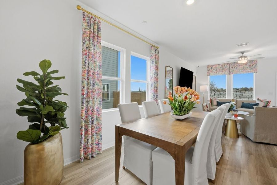 Representative furnished interior of a home built from the Hawk by Taylor Morrison in Longview 40s, Del Valle (Image 9).