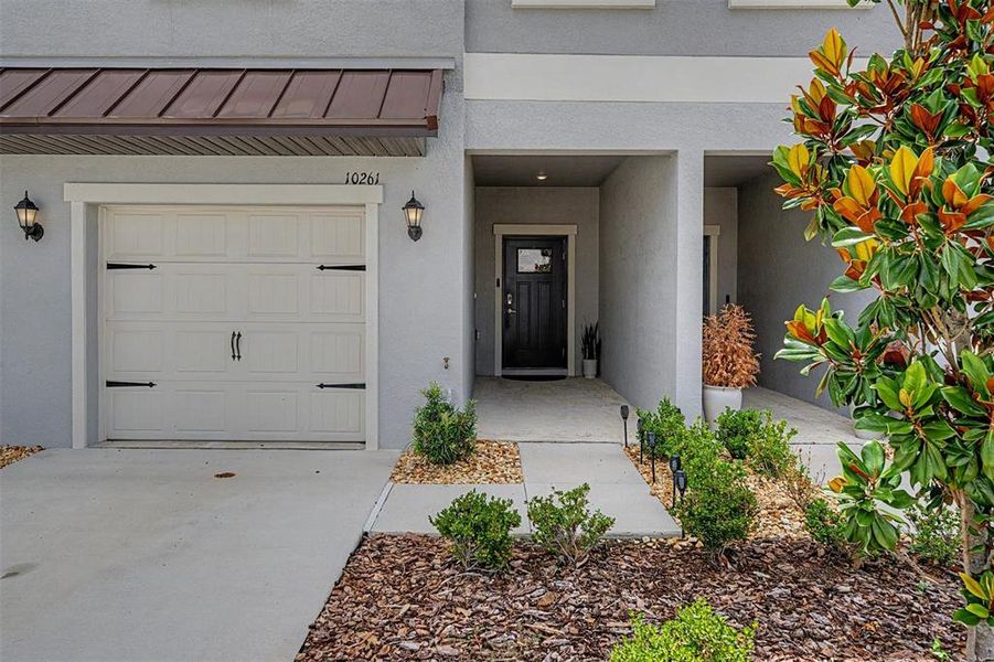 Exterior details and patio area of a home in , San Antonio (Image 30).