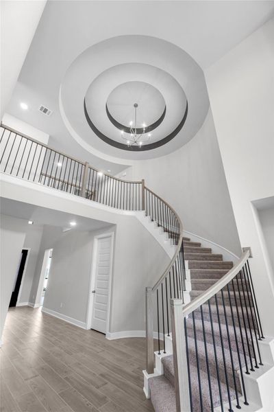 Representative image. Features, specifications, selections and colors may vary. Representative image. Features, specifications, selections and colors may vary.