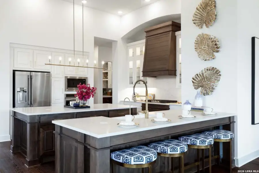 Furnished interior view inside a new home in Mayfair, New Braunfels (Image 12).