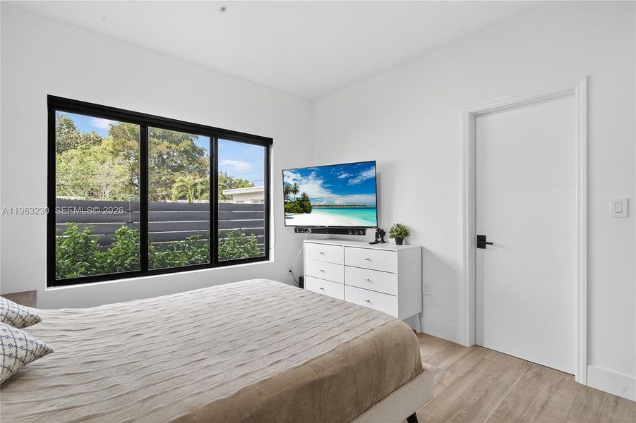 Furnished interior view inside a new home in , Fort Lauderdale (Image 35). Furnished interior view inside a new home in , Fort Lauderdale (Image 35).