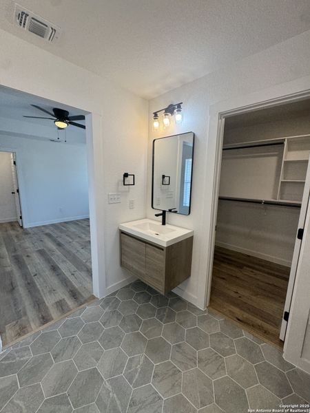 Furnished interior view inside a new home in , Jourdanton (Image 9). Furnished interior view inside a new home in , Jourdanton (Image 9).