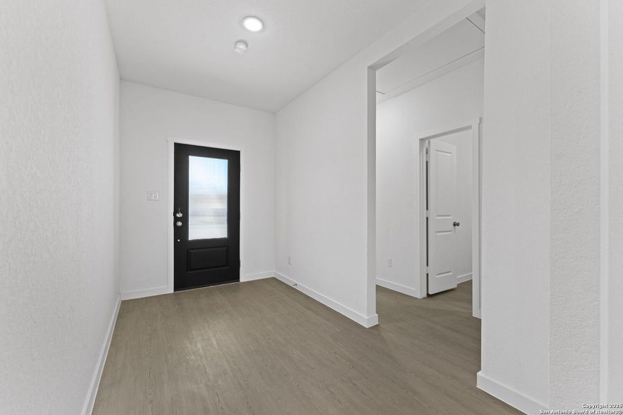 Spacious, unfurnished interior of a new home in Gatehouse: Classic Collection, New Braunfels (Image 20). Spacious, unfurnished interior of a new home in Gatehouse: Classic Collection, New Braunfels (Image 20).