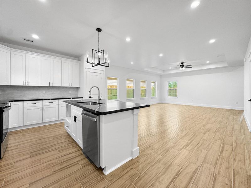 Kitchen with Quartz Countertops and soft closing cabinets Kitchen with Quartz Countertops and soft closing cabinets