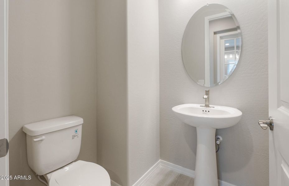 Powder Room Powder Room