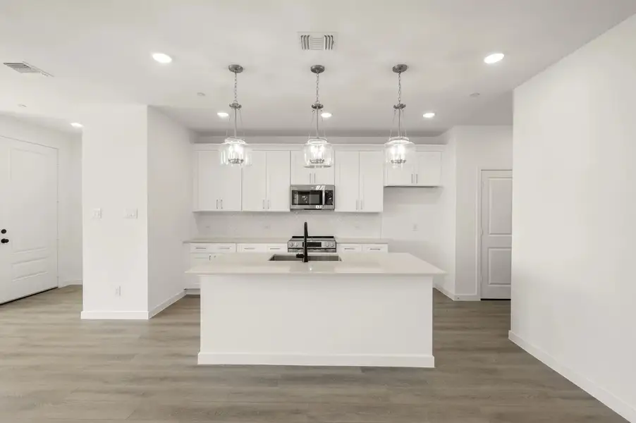 Kitchen Representative Photo