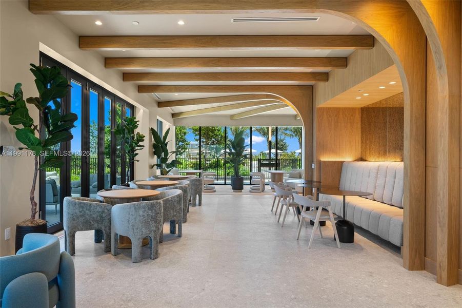 Community amenities in 72 Park, Miami Beach (Image 44).