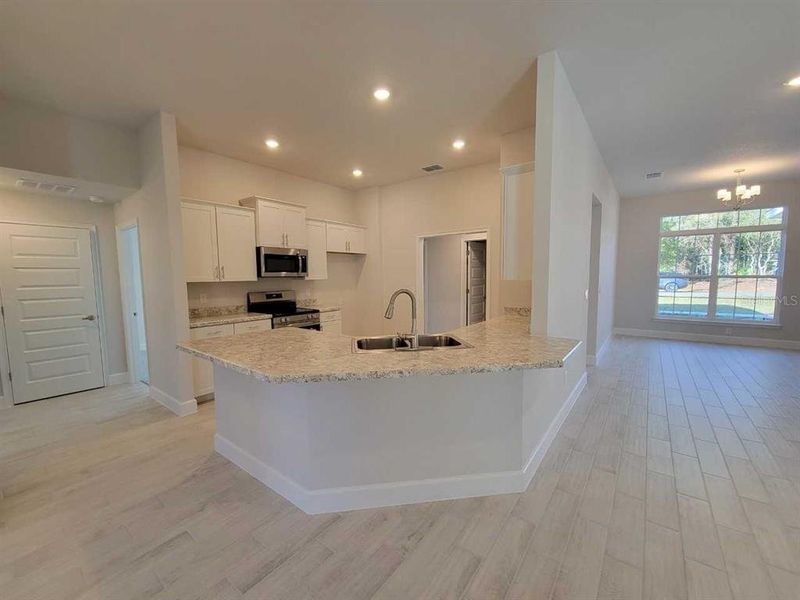 Furnished interior view inside a new home in Marion Oaks, Ocala (Image 9).