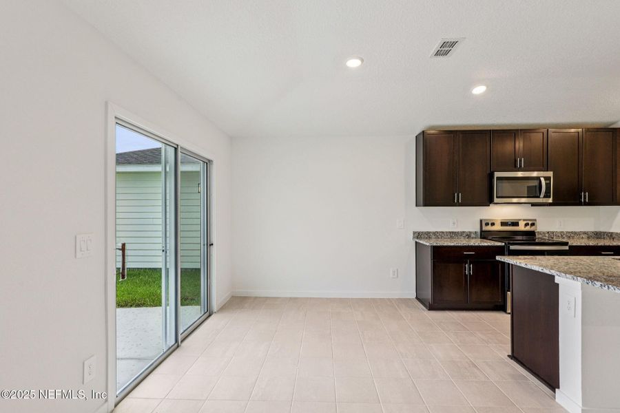 Furnished interior view inside a new home in Kings Preserve, Jacksonville (Image 5). Furnished interior view inside a new home in Kings Preserve, Jacksonville (Image 5).