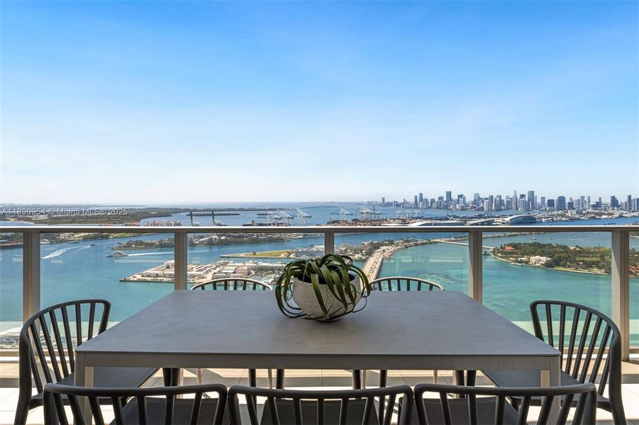 Image 29 of a home in Five Park. Image 29 of a home in Five Park.