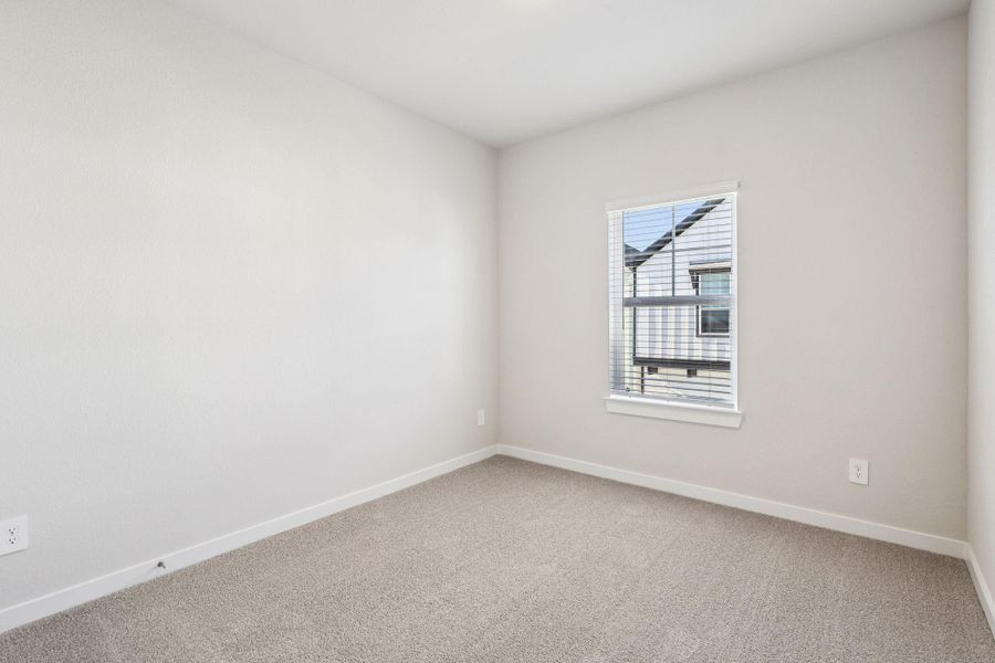 Spacious, unfurnished interior of a new home in , Kemah (Image 15).