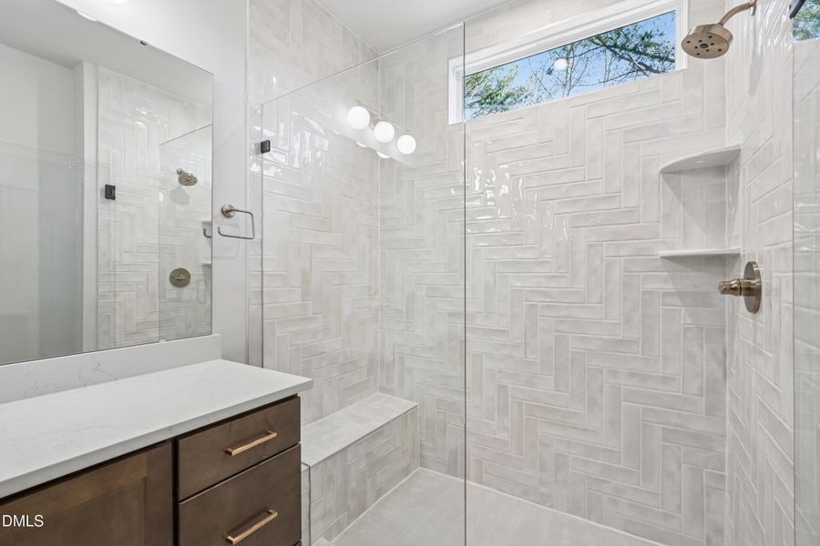 Summit at Homestead 4_Primary Bathroom 1