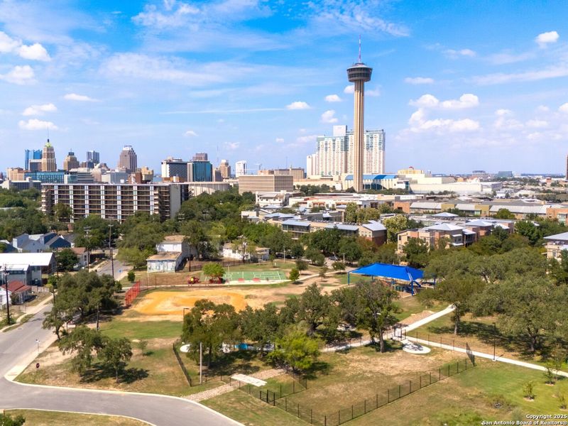 Image 43 of a home in .