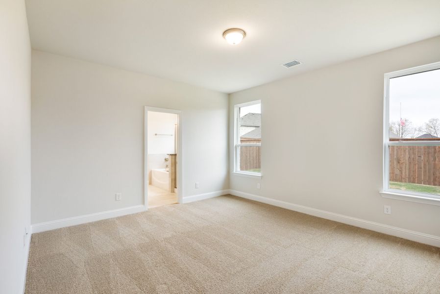 Spacious, unfurnished interior of a new home in Creekside, Royse City (Image 26). Spacious, unfurnished interior of a new home in Creekside, Royse City (Image 26).