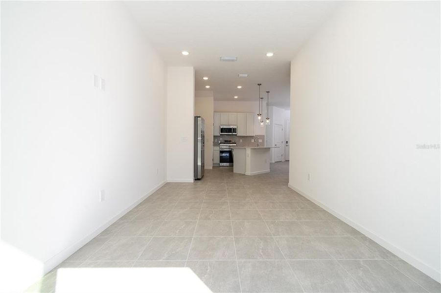 Spacious, unfurnished interior of a new home in Paradiso Grande, Orlando (Image 48).