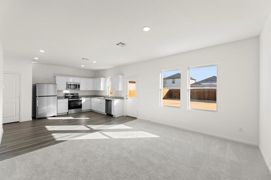 06. 205 Connecticut - Family