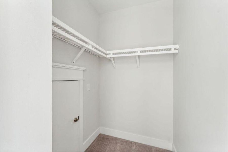 Spacious, unfurnished interior of a new home in Kings River Preserve, Hollywood (Image 35). Spacious, unfurnished interior of a new home in Kings River Preserve, Hollywood (Image 35).