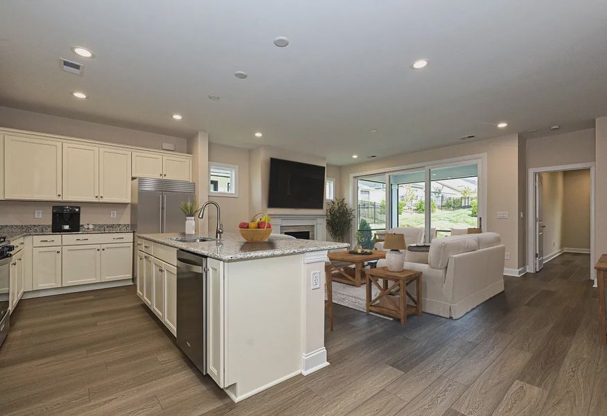 Virtually Staged Glory Great Room - 2 of 34 Virtually Staged Glory Great Room - 2 of 34