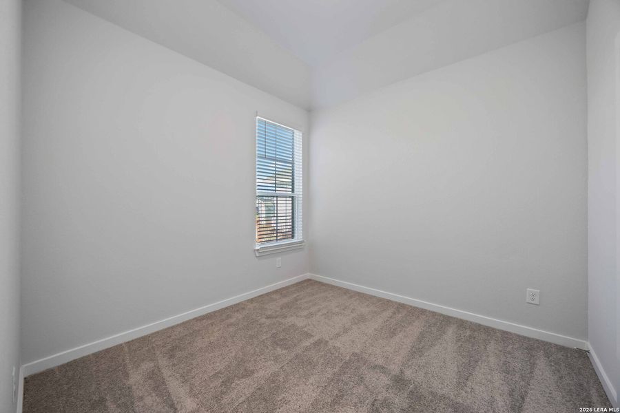 Spacious, unfurnished interior of a new home in Red Hawk Landing, San Antonio (Image 19).