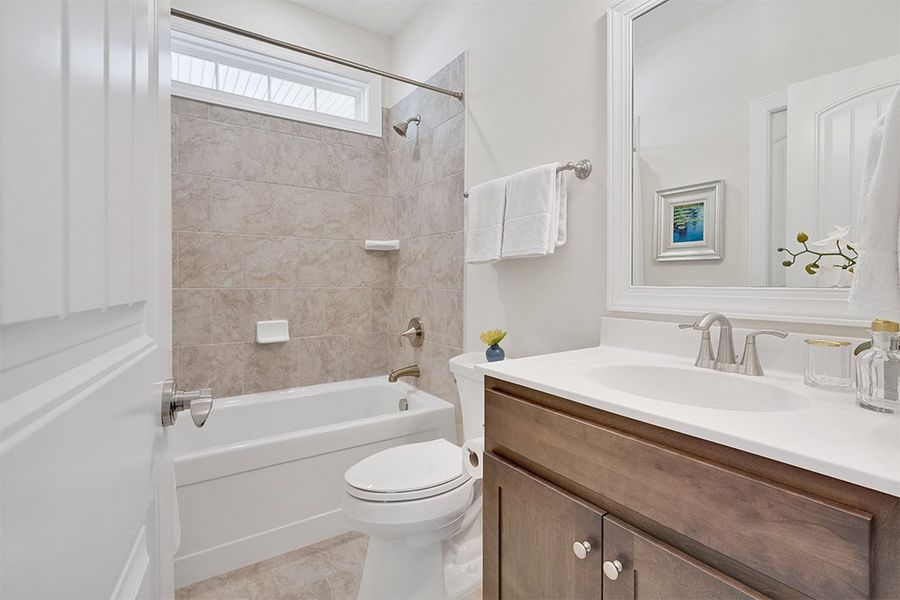 Amelia Bay, Guest Bath