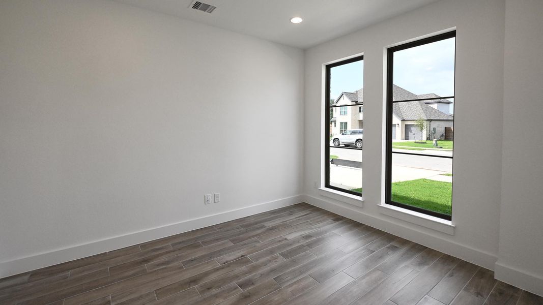Spacious, unfurnished interior of a new home in Juniper Springs, Lockhart (Image 13). Spacious, unfurnished interior of a new home in Juniper Springs, Lockhart (Image 13).
