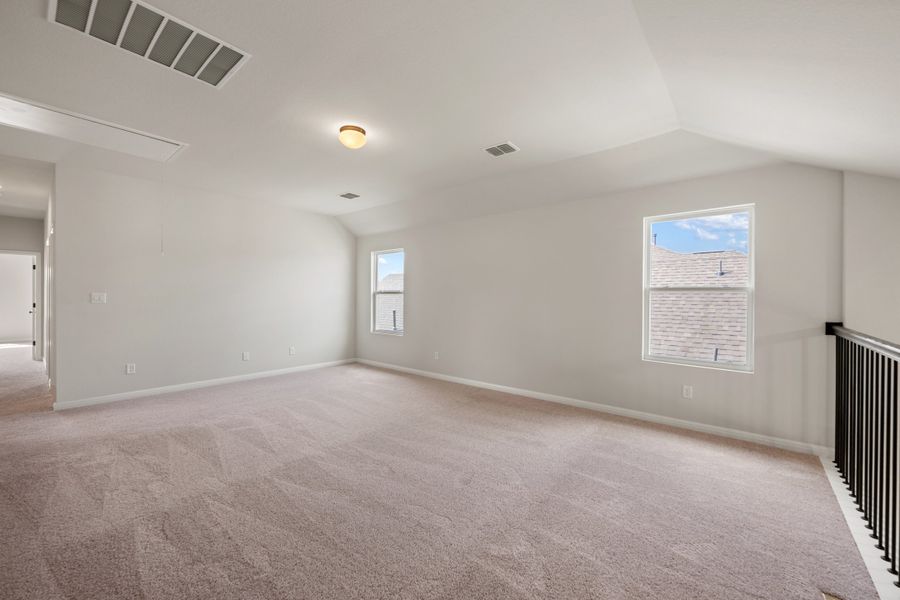 Representative unfurnished interior of a home built from the Granbury by Ashton Woods in The Trails at Carmel, Pflugerville (Image 48).