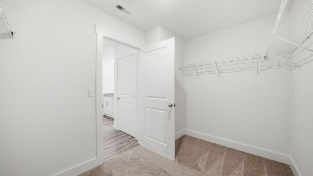 Spacious, unfurnished interior of a new home in The Hideaway at Fox Meadows, Bluff City (Image 23).