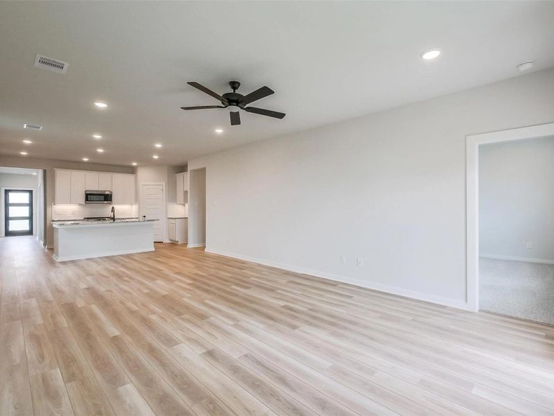 Spacious, unfurnished interior of a new home in Emberly, Beasley (Image 20).