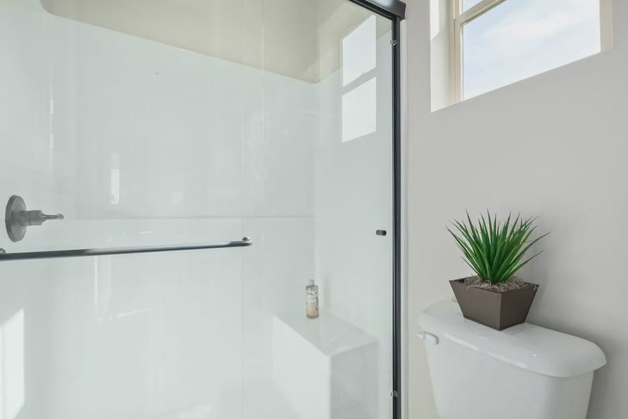 Representative interior finishes for a home built from the 1257 by Elliott Homes in Camilo at Santana, Yuma (Image 19).