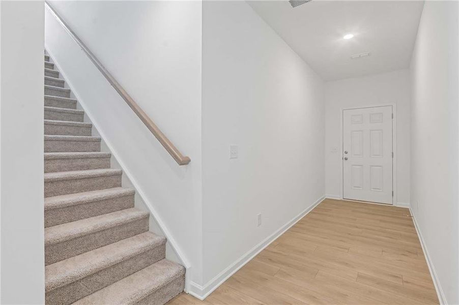 Spacious, unfurnished interior of a new home in Langston Reserve, Cartersville (Image 12).