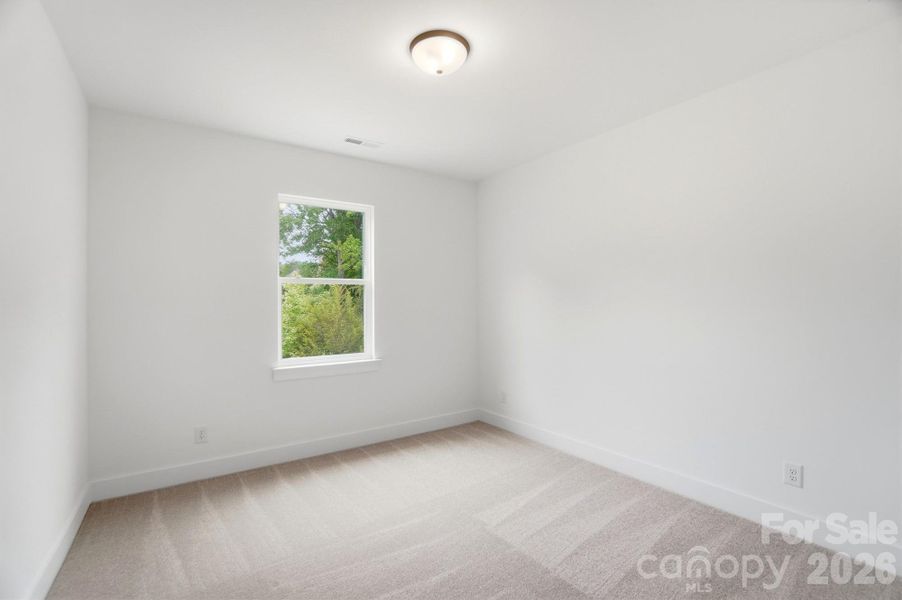 Spacious, unfurnished interior of a new home in Robinson Oaks, Gastonia (Image 44).