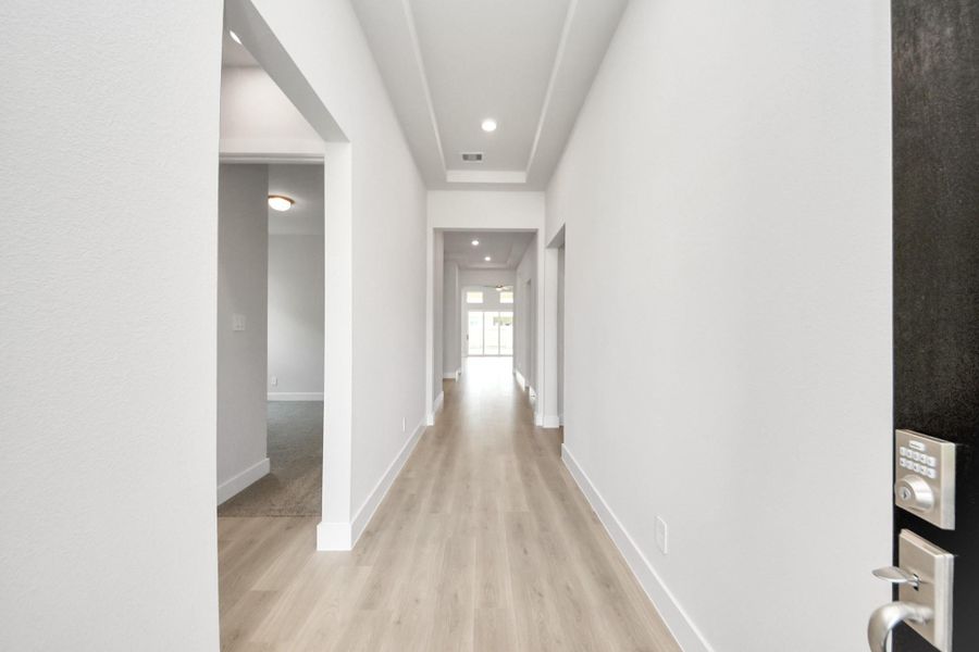 Spacious, unfurnished interior of a new home in Amira: Heritage Collection, Tomball (Image 28). Spacious, unfurnished interior of a new home in Amira: Heritage Collection, Tomball (Image 28).